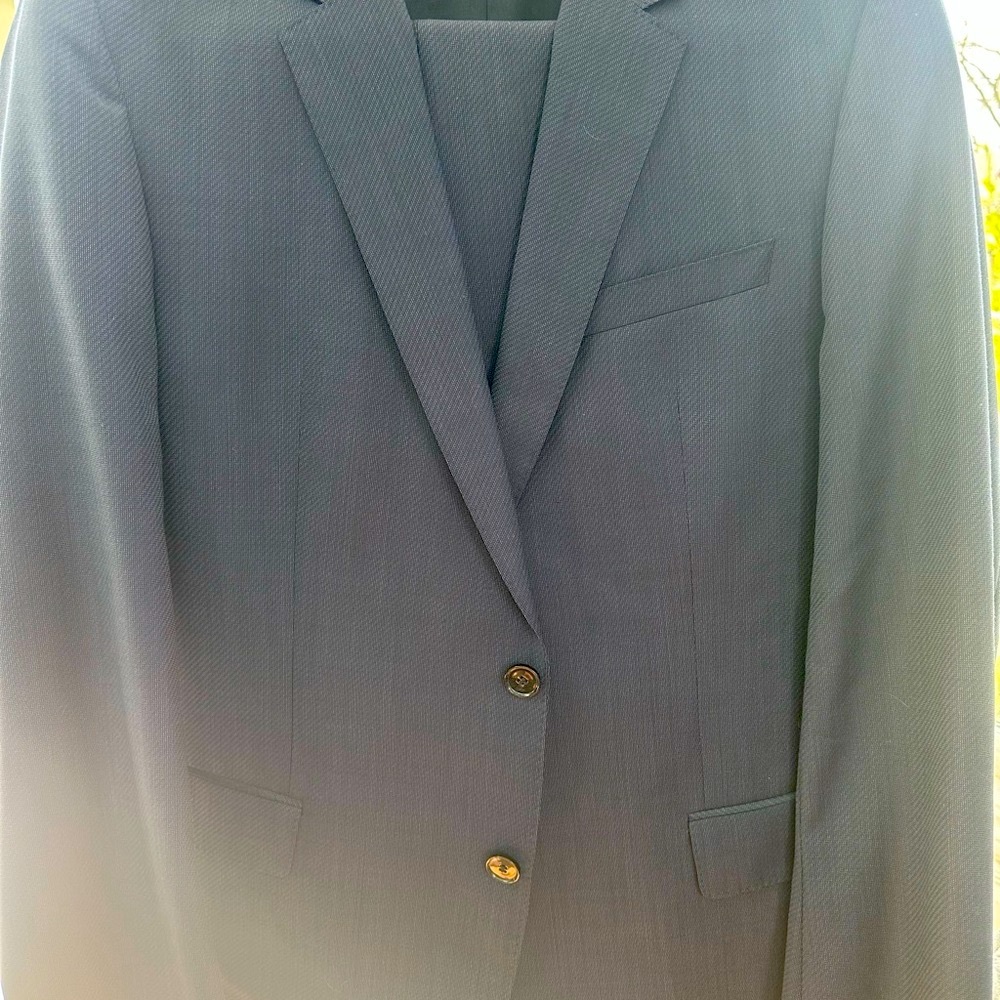 Men's Classic Hugo Boss Navy Suit
